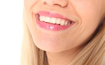 Mouth Rinse Liquid Only Harms Tooth Health