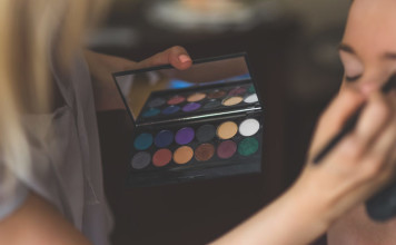 11 Beauty Tricks Making Your Eyes Appear Bigger