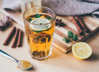 10 Essential Oils That Will Make You Feel Good