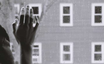 8 Physical Symptoms of Loneliness